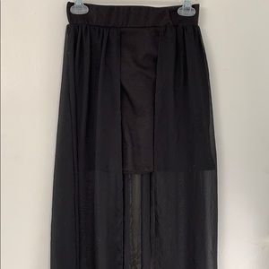 Black high low skirt